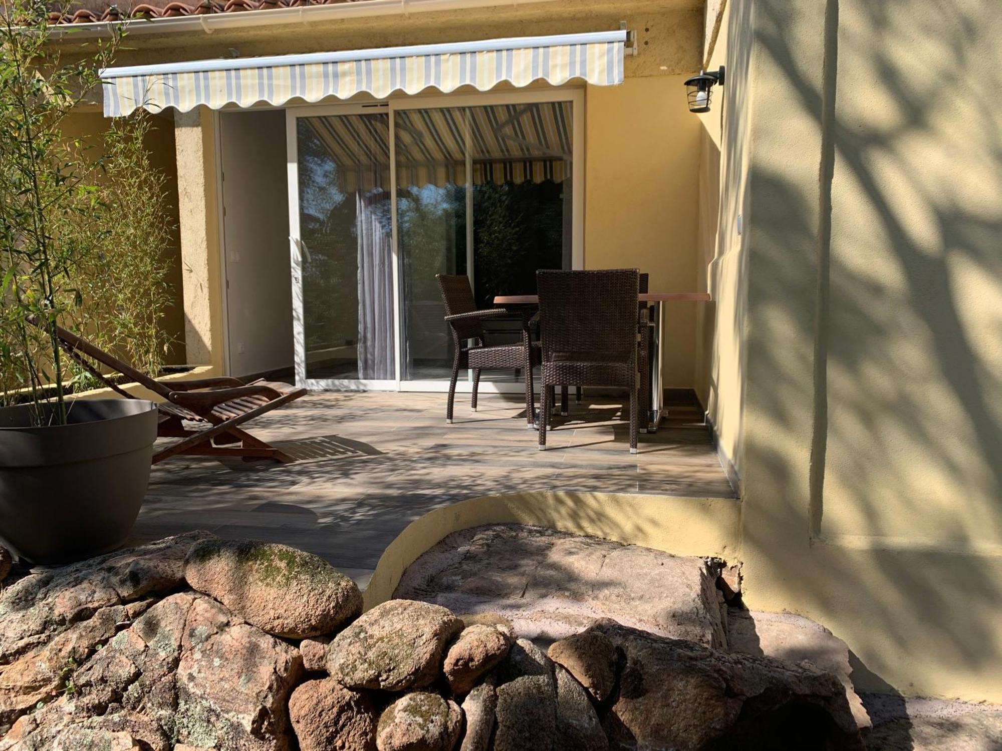 Locations Residence Rocca Rossa Palombaggia Classees 3 Etoiles Porto Vecchio Exterior foto